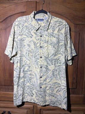 Untied Yellow Palm-Print Short-Sleeve Button-Down Shirt